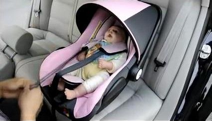 提篮式安全座椅怎么安装