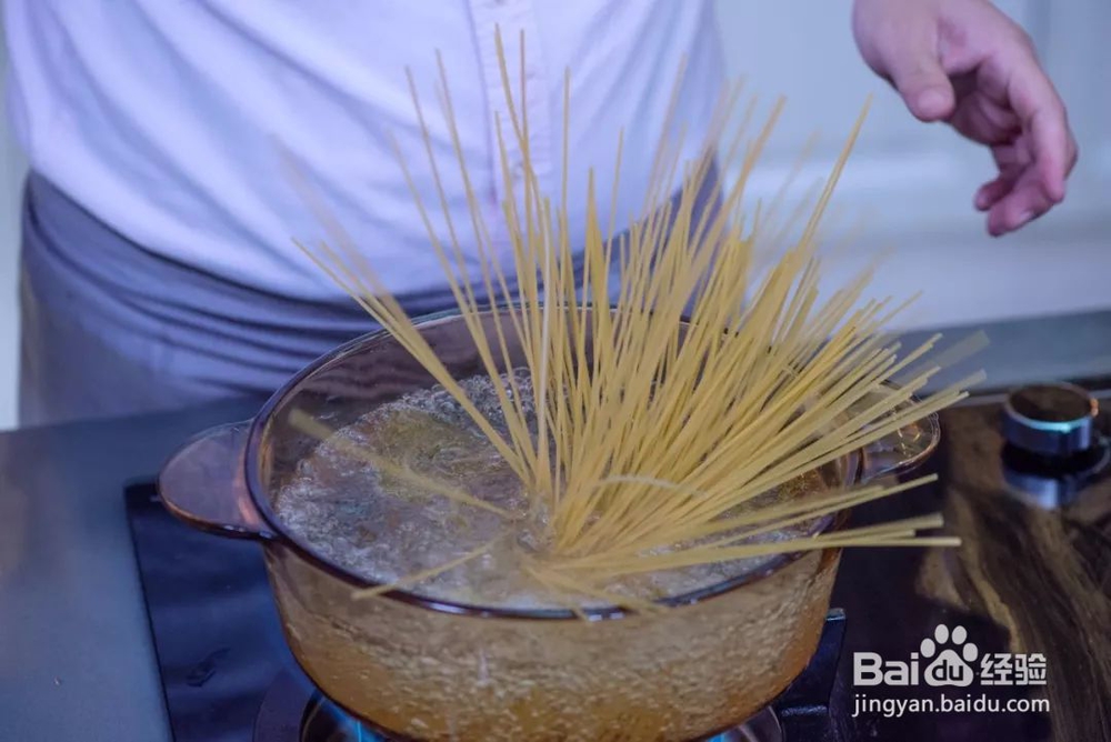 自己做青口鲜鱼意大利面海鲜美食