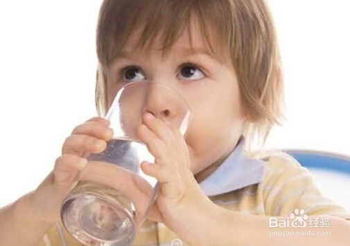 夏季怎么让宝宝安全喝果汁？