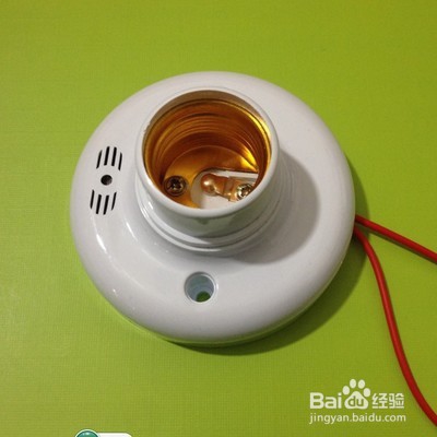 灯泡忽明忽暗解决方法