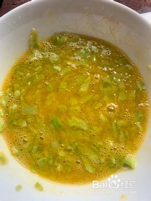 食补养生苦瓜煎蛋的做法