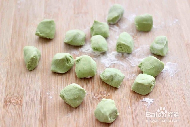 怎么样做美味的胡萝卜猪肉饺子