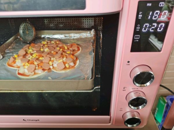 饺子皮香肠pizza