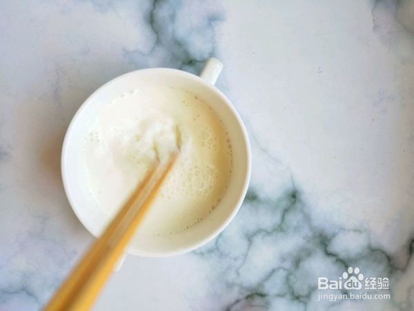 宝宝的零食:简单超级营养的水果布丁