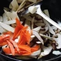 香菇茭白炒肉片
