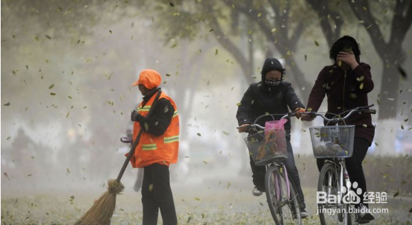 隐形眼镜的如何使用和护理?