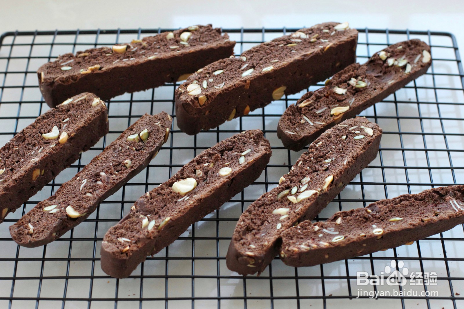 怎么做坚果可可意式脆饼