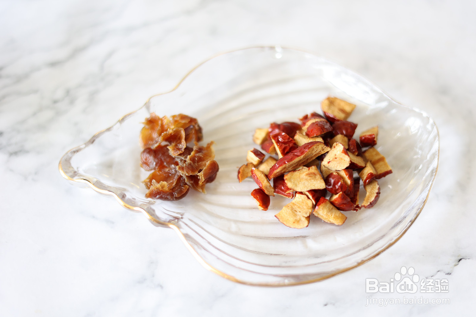 无糖红枣桂圆奶茶的做法