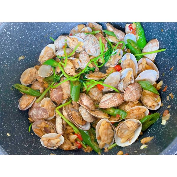 蒜香青椒炒花甲