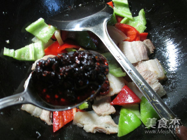 双椒回锅肉的做法