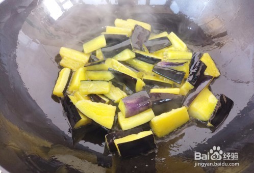 超好吃的鱼香茄条是怎么做的？家常做法教程