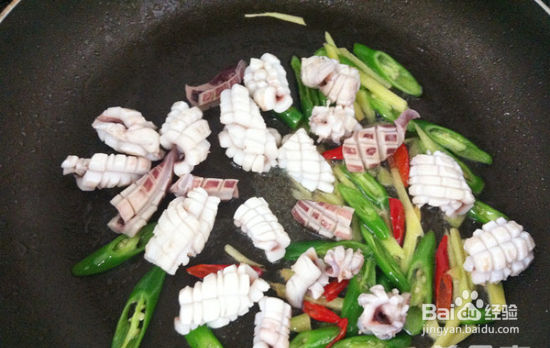 《酒酒家常》鲜辣爆鱿鱼