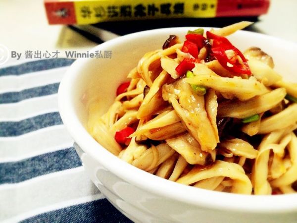 麻椒泰酱拌杏鲍菇