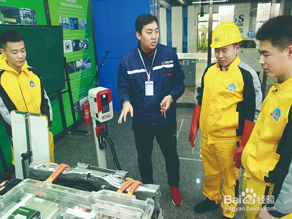 新能源汽车的电池该如何保养？