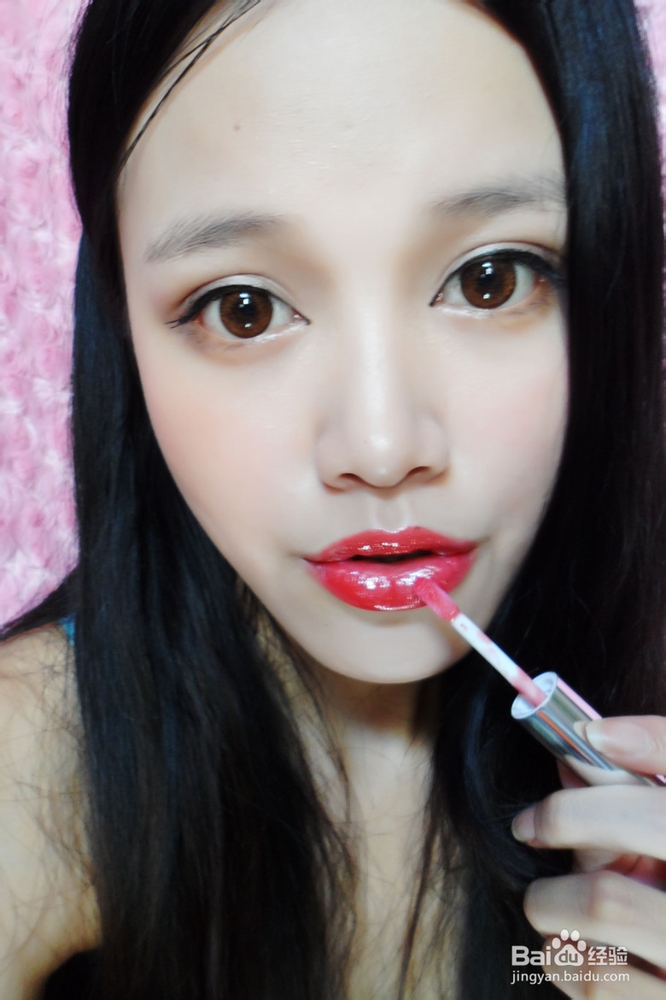 轻松打造超简单小女人温柔范儿红唇妆