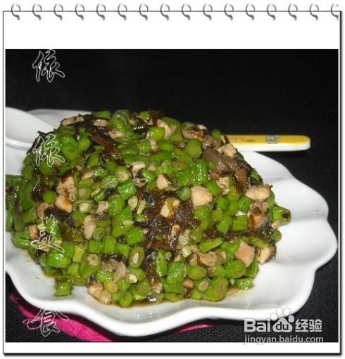你知道炒芥蓝离不开哪三样调料吗