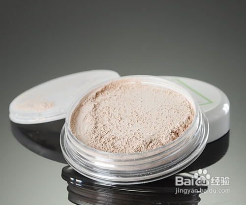 蜜粉和散粉的区别