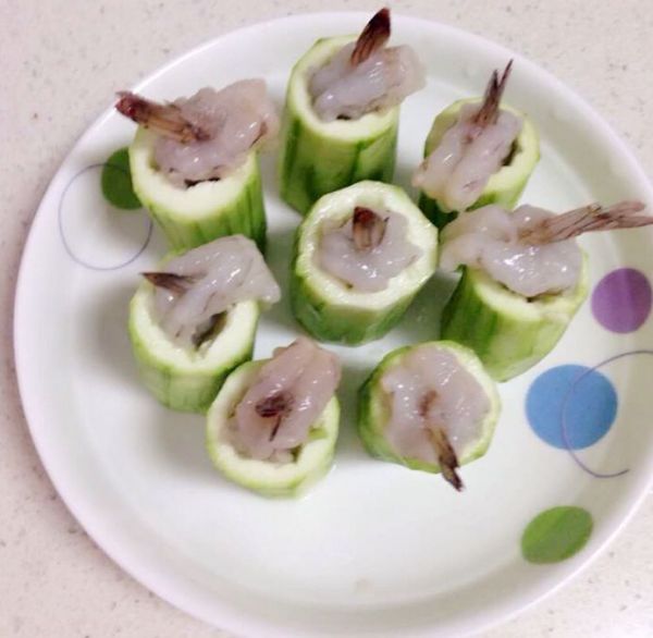 蒜茸丝瓜鲜虾盅