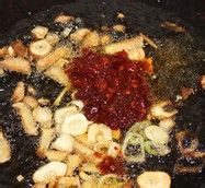 苕粉炖猪肉的做法