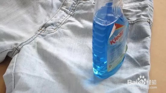 怎么把牛仔裤改成短裤