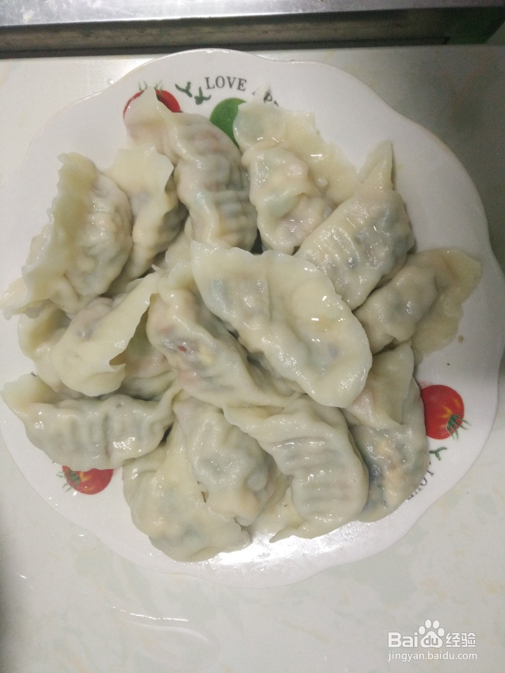 西红柿饺子的做法 西红柿木耳鸡蛋饺子