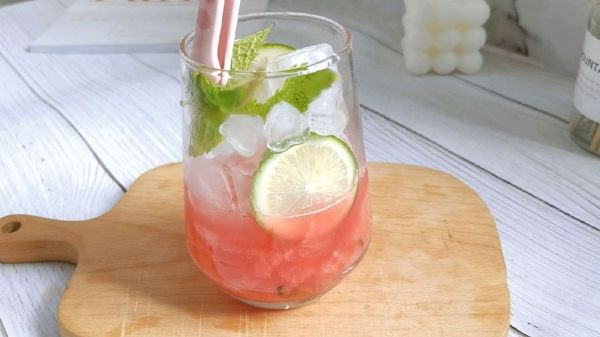 乳酸菌西瓜气泡水
