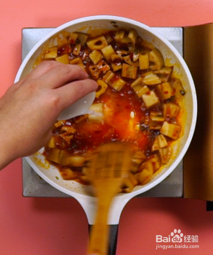 香辣藕丁如何制作