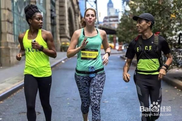 进行体育锻炼的人怎样补充运动饮料和食物
