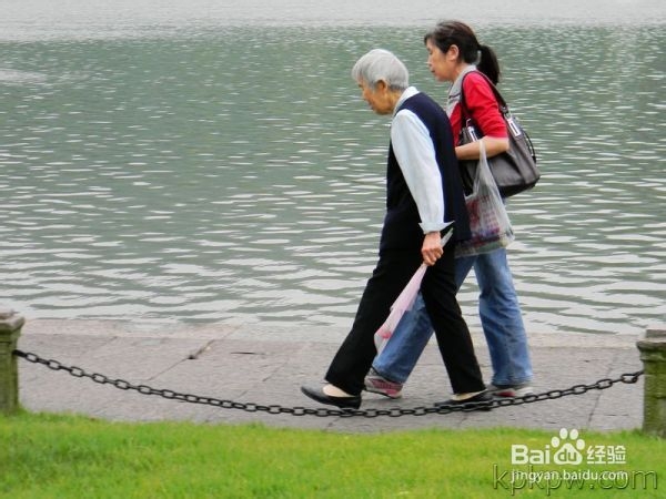 怎么快速治疗老年人抑郁症