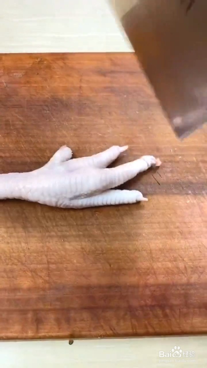 如何制作爽口又好吃的柠檬无骨鸡爪