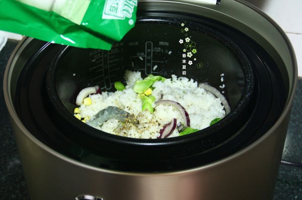 什蔬海虾芝士焗饭