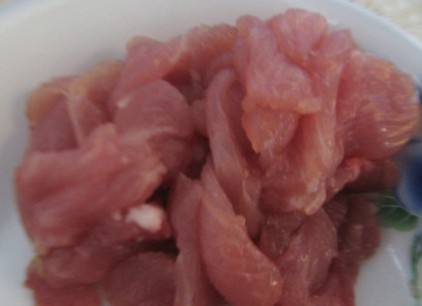 适合孕妇的营养食谱：肉丝黄豆汤