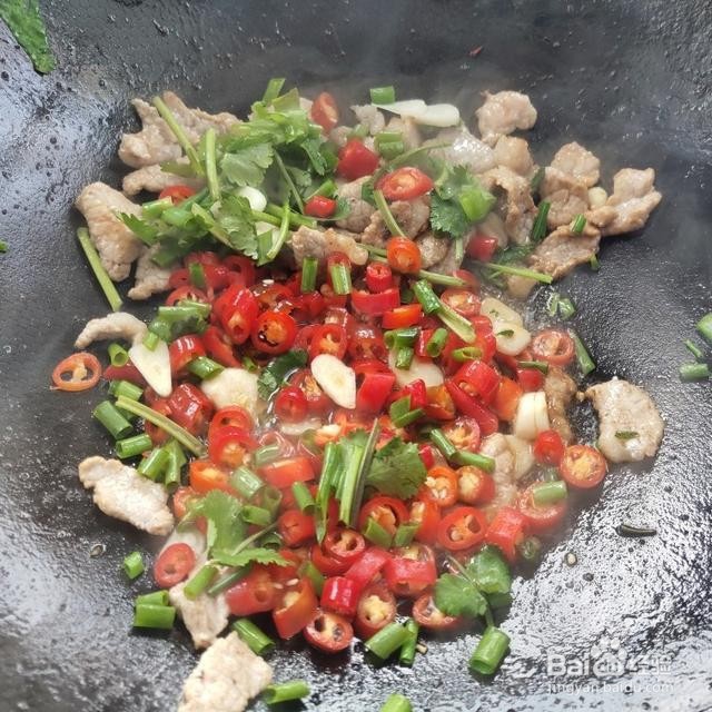 香辣土豆片的制作