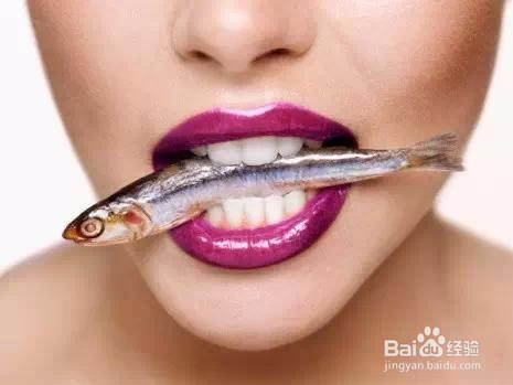 引起口臭的原因以及如何治疗口臭