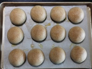 培根蛋黄酥的做法