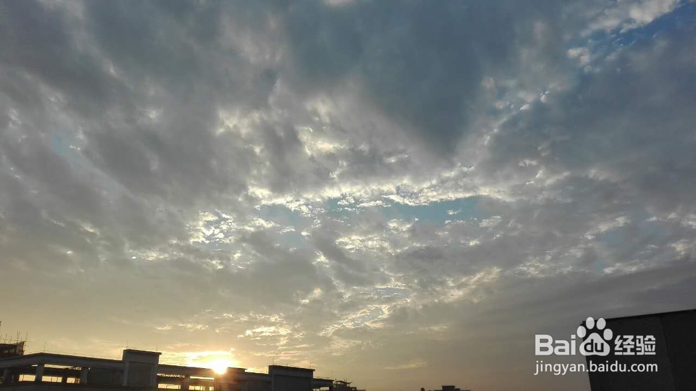 恋人之间有时候会冷场，没什么话题可以讲