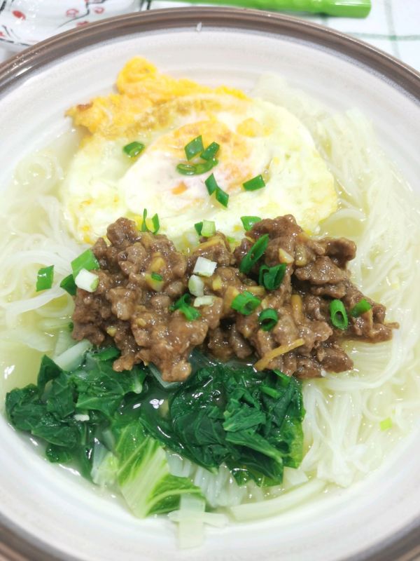 快手早餐鸡汤米粉