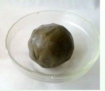 清新宜人的绿茶格子饼干