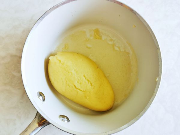 巧克力酥皮泡芙