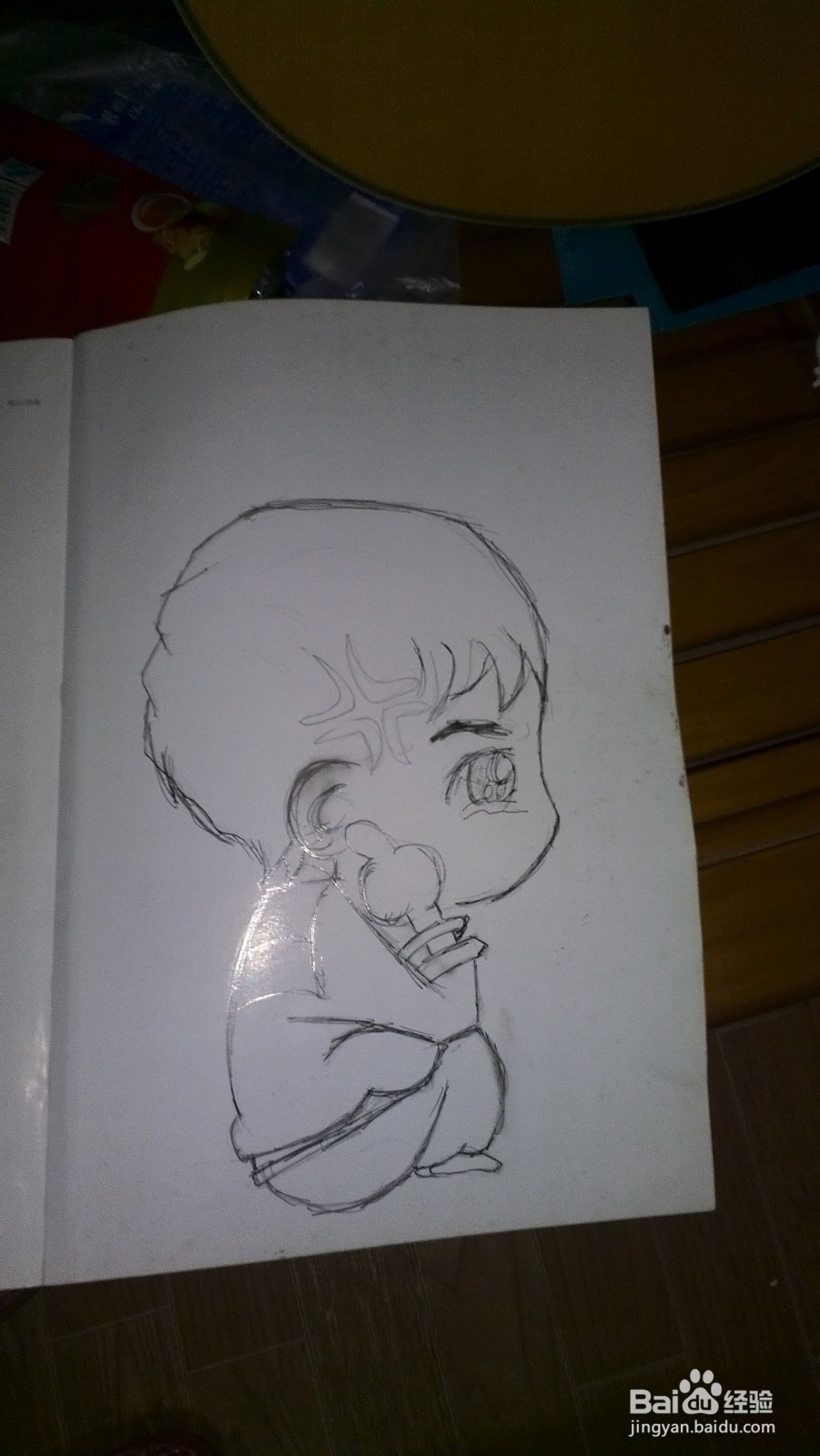 手绘画衣服上涂鸦