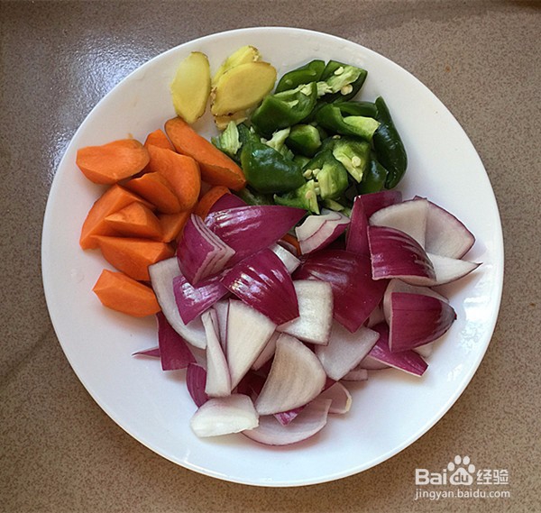 如何做出好吃的泰式香辣风味鸡翅