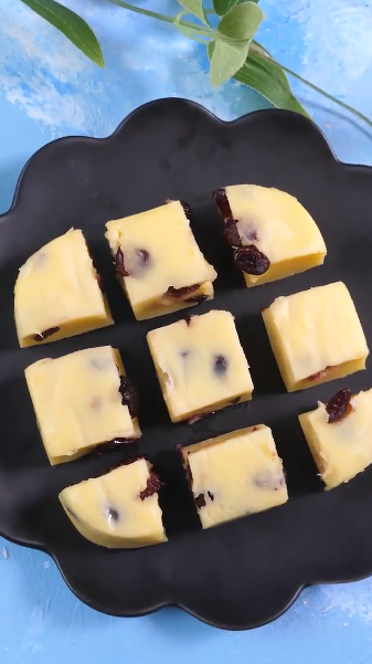 蔓越莓酸奶糕怎么做