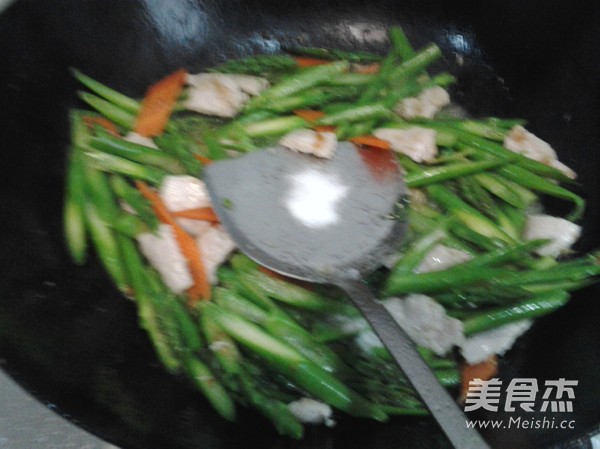肉片芦笋的做法