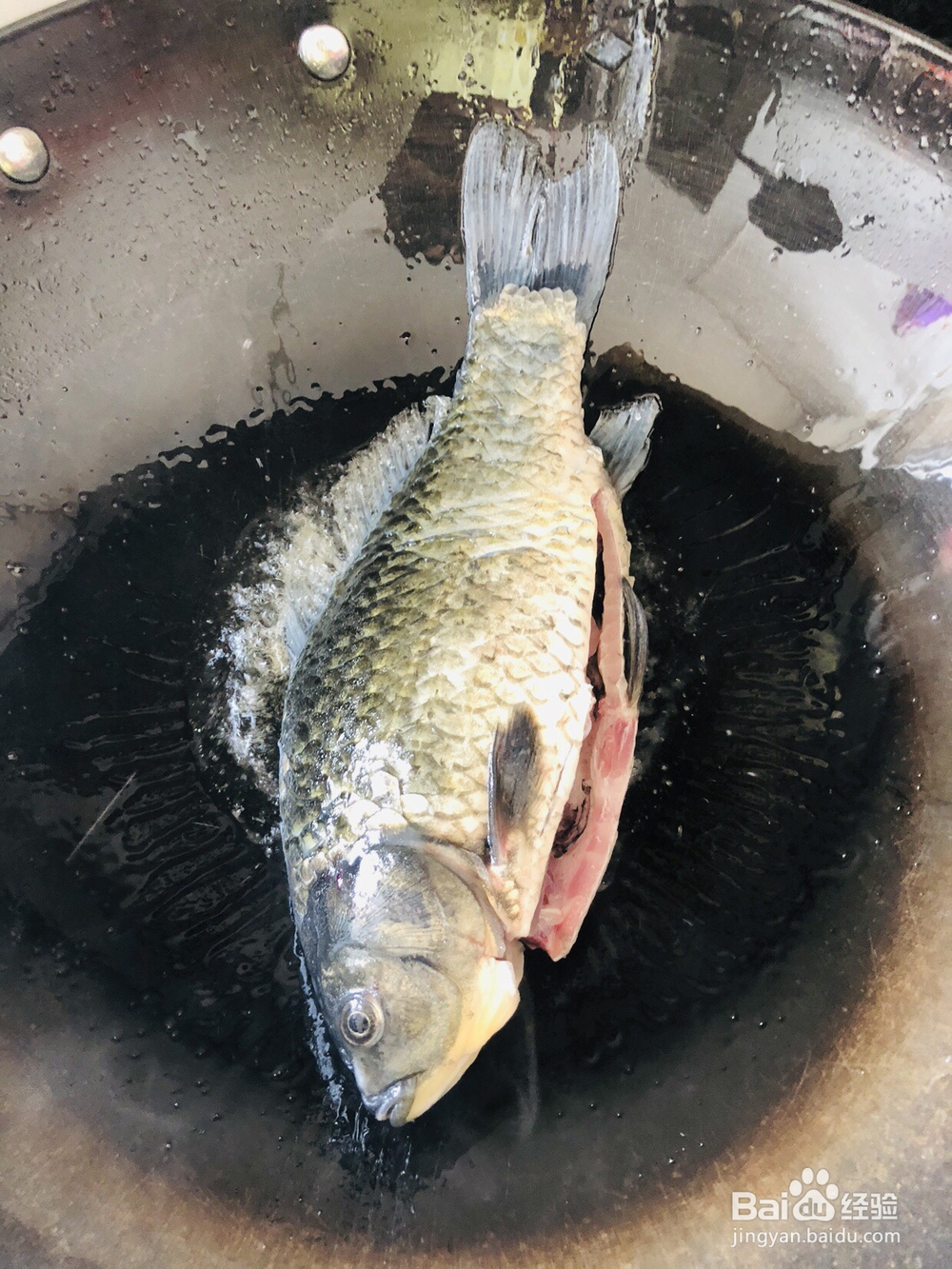 怎么简单的做鲫鱼山药粥?