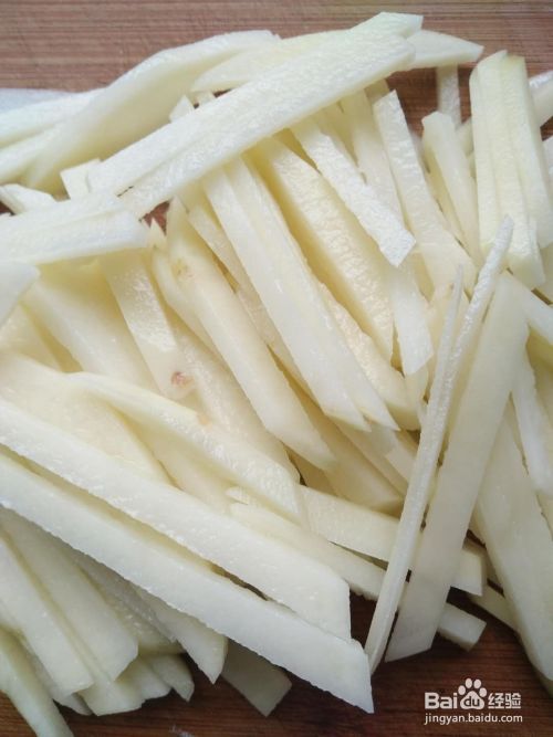 蒜炒土豆丝——家常菜。
