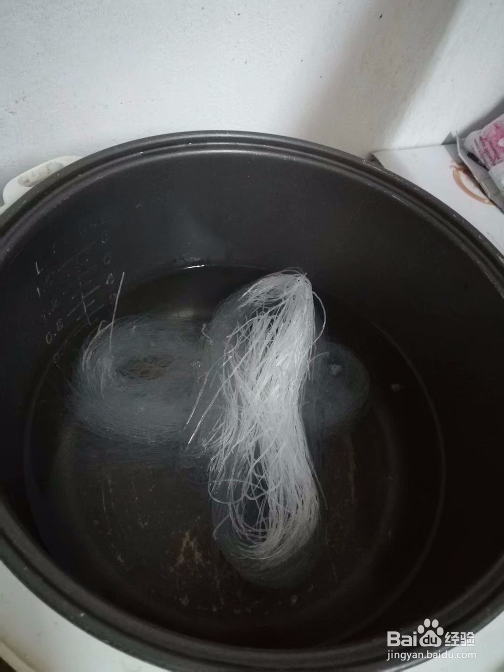 干捞鸭爪粉丝怎么做