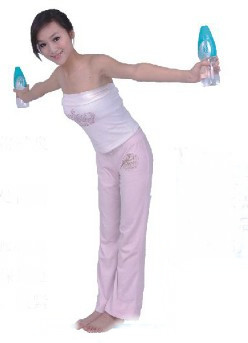 怎样用矿泉水瓶巧瘦身?