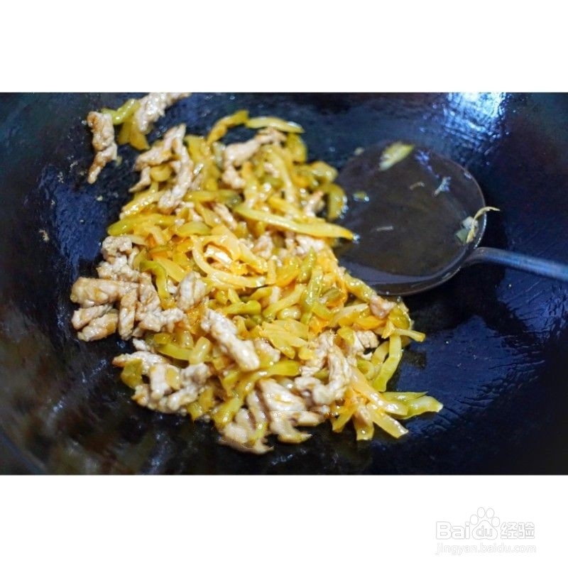 榨菜青椒炒香干怎么做