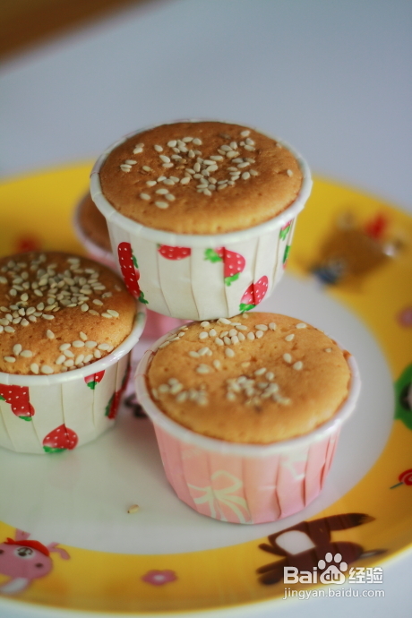 小纸杯蜂蜜蛋糕