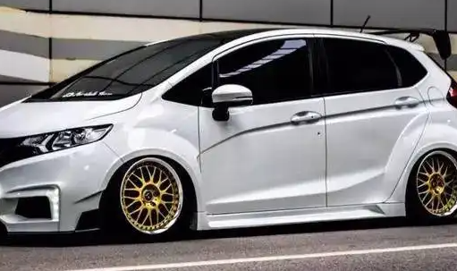 飞度gk5属于高转自吸车吗